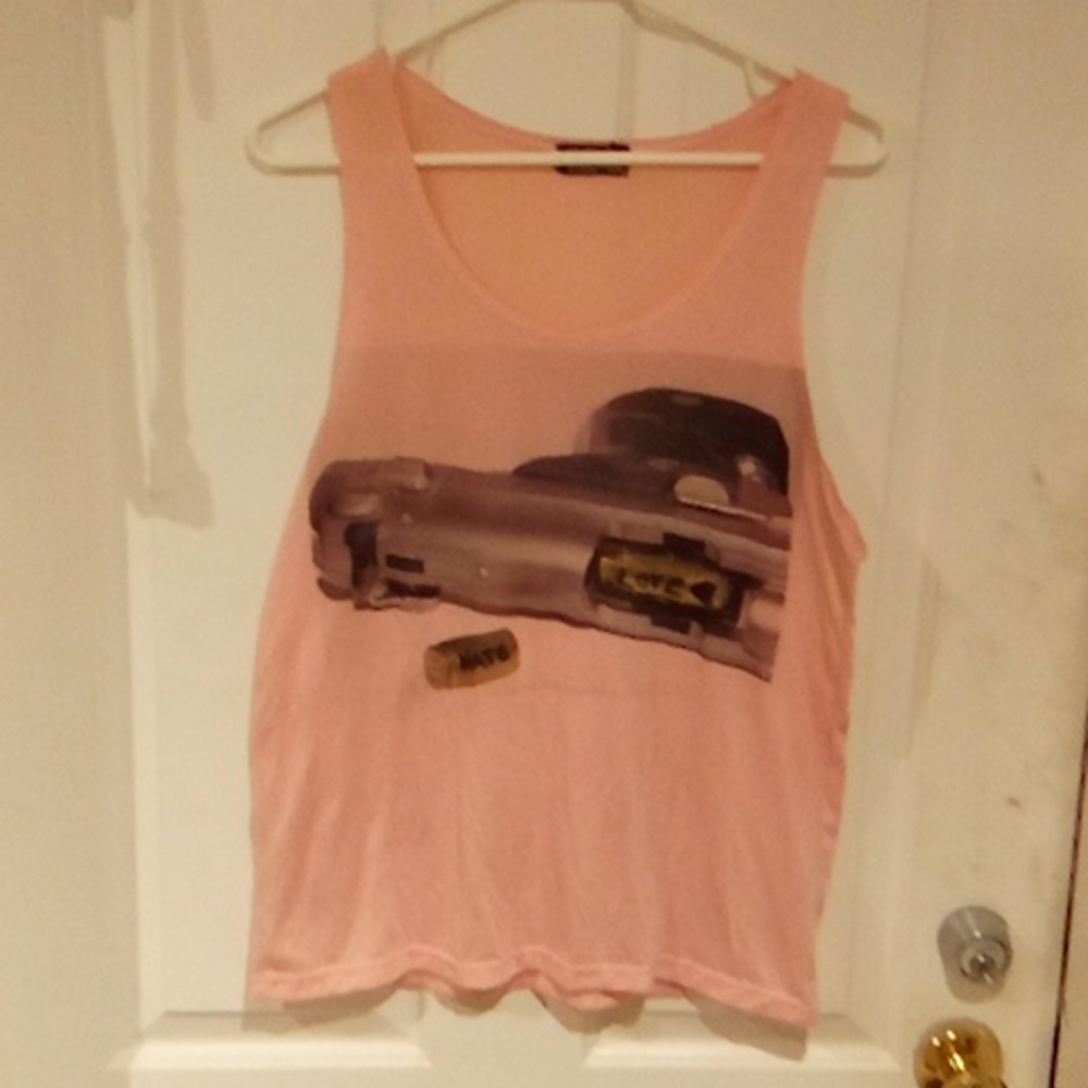 Super Skunk Pink Love Hate Bullet Gun Shirt Women's Size M